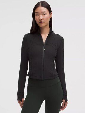 Lululemon Define Cropped Nulu Jacket in Black Size 4